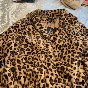 Oversized Faux fur Leopard print coat